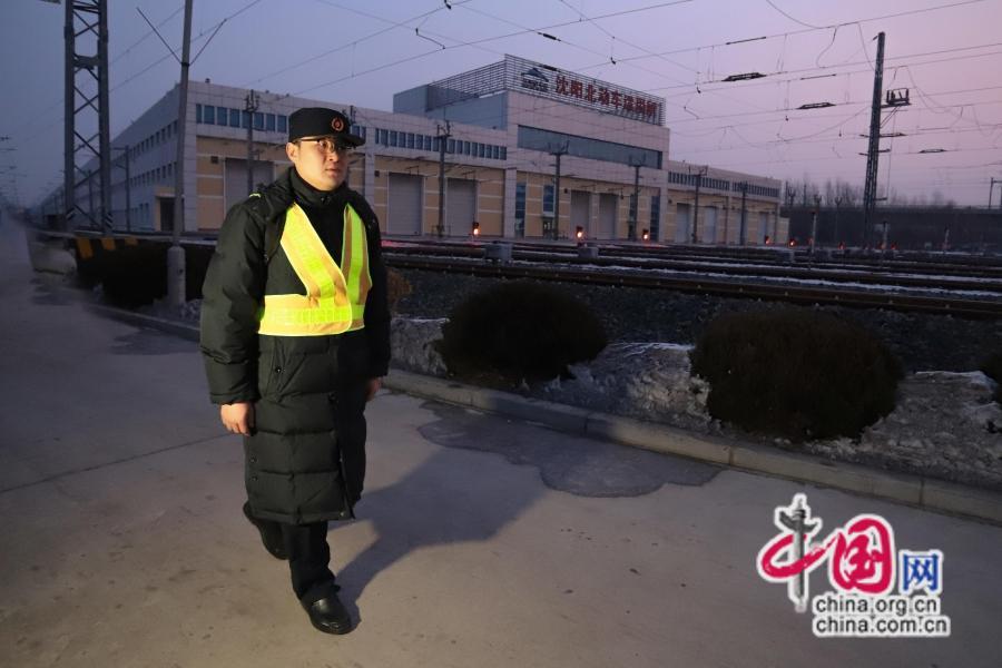 新春走基层|农历小年随车机械师“千里走单骑”(图1) 新春走基层|农历小年随车机械师“千里走单骑”(图1)