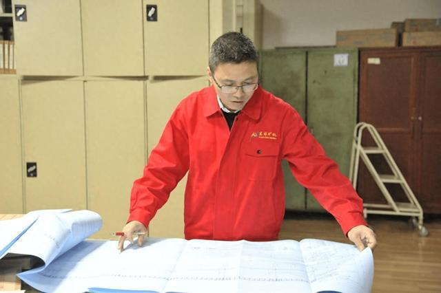 工匠汇·第四届“四川工匠”｜袁波：用“”精神做机械设计助力“中国智造”(图1)