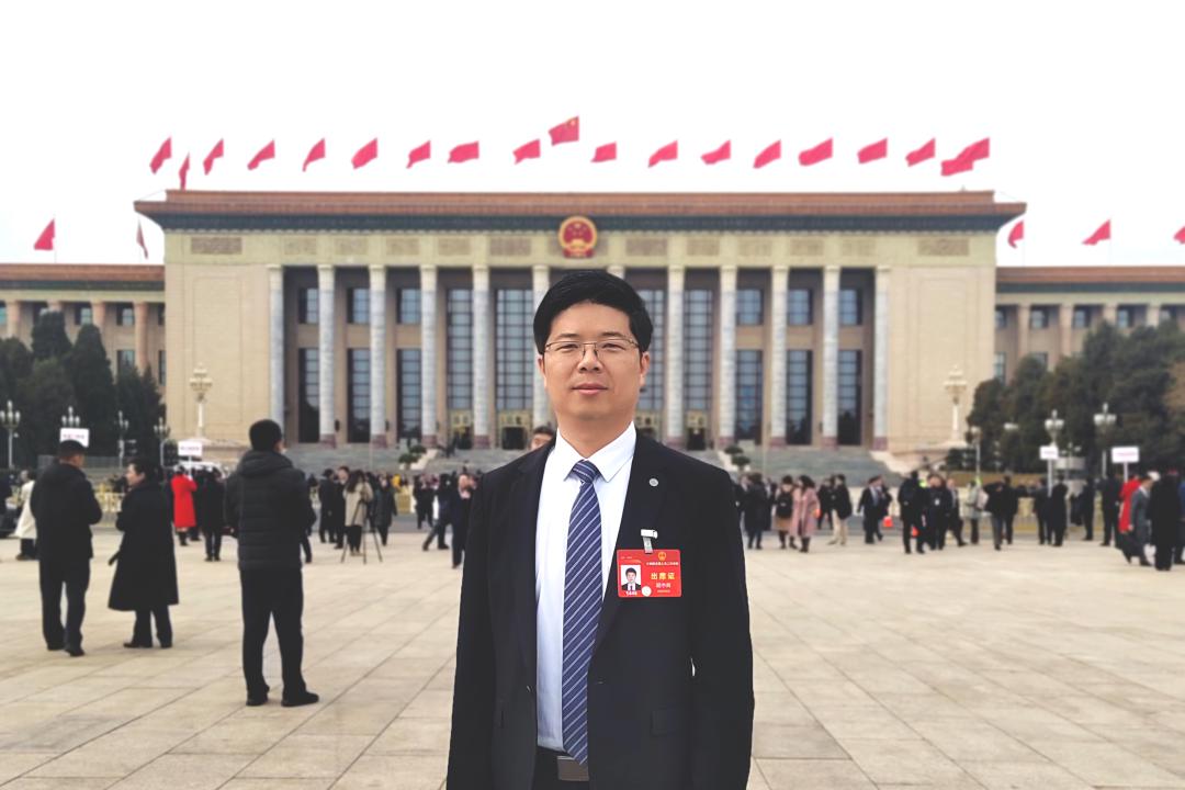 共赴春天的盛会!中国电气装备两位全国人大代表进入“两会时刻”(图1) 共赴春天的盛会!中国电气装备两位全国人大代表进入“两会时刻”(图1)