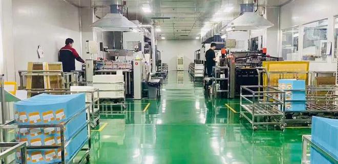 坚守品质、以高端精品破局羽林玻璃冲破低价内卷丨酒类包材中国行④(图6) 坚守品质、以高端精品破局羽林玻璃冲破低价内卷丨酒类包材中国行④(图6)
