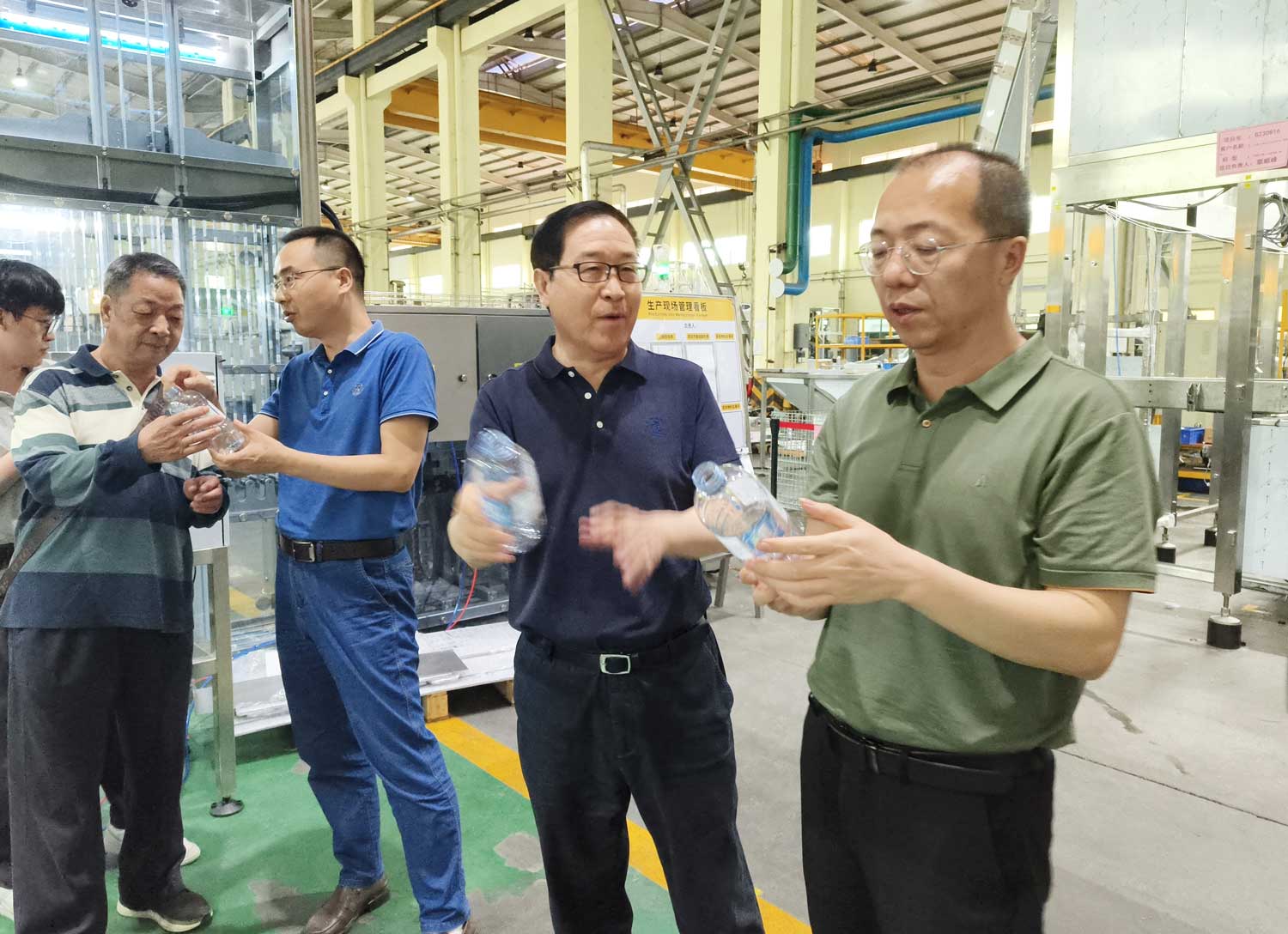 中国食品和包装机械工业协会协会领导赴广东企业走访调研(图1) 中国食品和包装机械工业协会协会领导赴广东企业走访调研(图1)