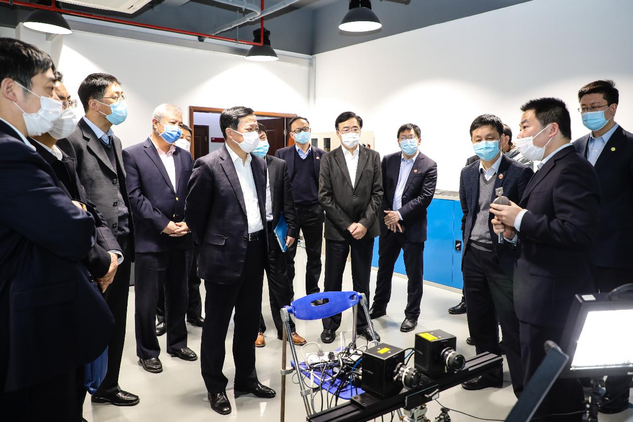 聚焦5G应用场景中国商飞与上海理工签署战略合作框架协议(图2)