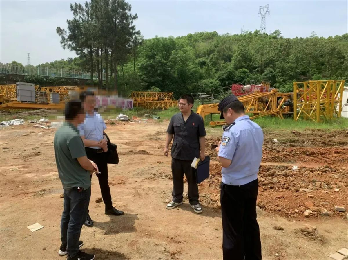 湖北法院“荆楚雷霆2024”让“纸上权利”变真金白银(图3) 湖北法院“荆楚雷霆2024”让“纸上权利”变真金白银(图3)