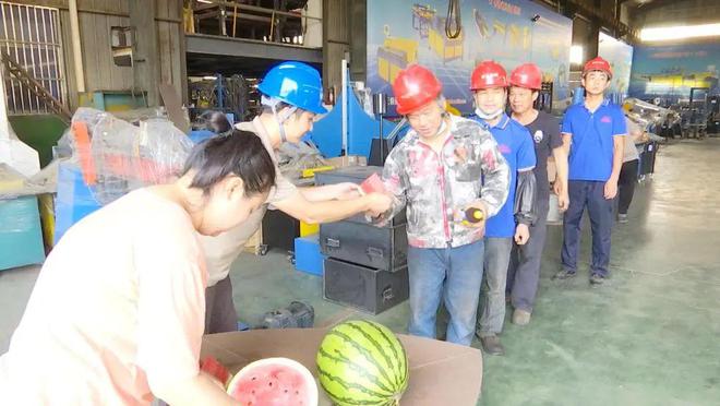 战高温忙生产 全力稳住工业基本盘(图3)
