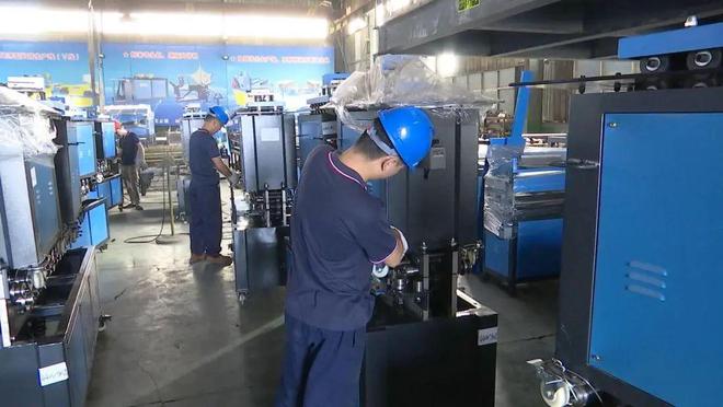 战高温忙生产 全力稳住工业基本盘(图4)