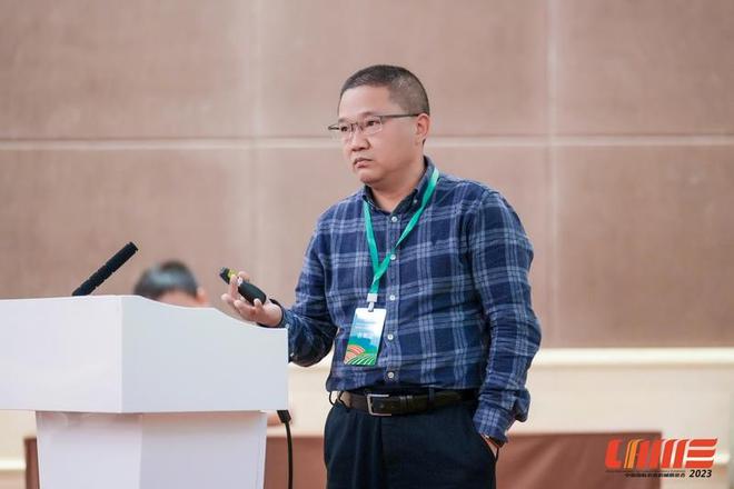全国模范教师张富贵:潜心农机教学科研 服务农业农村发展(图3) 全国模范教师张富贵:潜心农机教学科研 服务农业农村发展(图3)