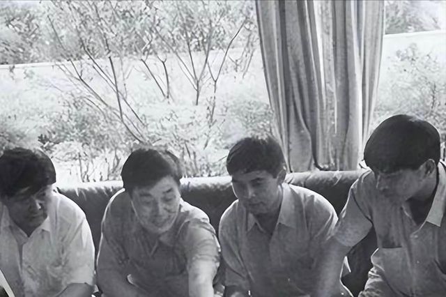 生了4个儿子因太穷送出两个谁知四个儿子后来都成了亿万富翁(图8) 生了4个儿子因太穷送出两个谁知四个儿子后来都成了亿万富翁(图8)