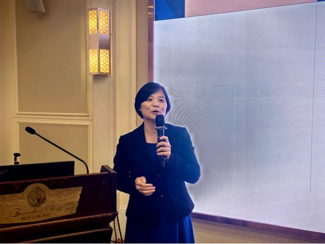 加快行业高速、智能、绿色转型中国纺织机械协会印染机械分会二届二次会议这样谋划(图4) 加快行业高速、智能、绿色转型中国纺织机械协会印染机械分会二届二次会议这样谋划(图4)
