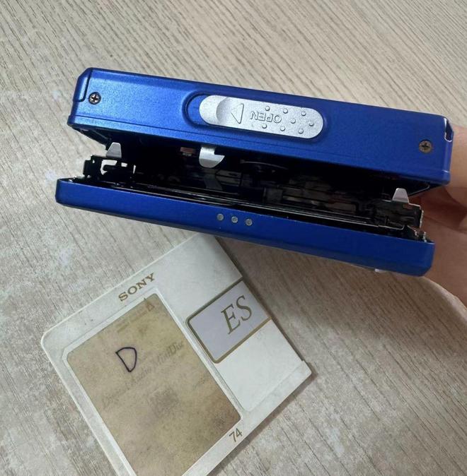 当年买不起的MD随身听比MP3贵多了如今只要200块(图6)