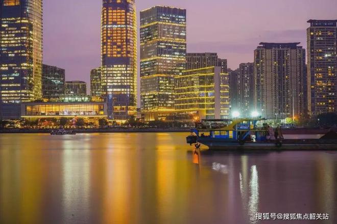 招商保利海珠天珺售楼处-官方网站2024海珠天珺售楼中心最新详情(图10) 招商保利海珠天珺售楼处-官方网站2024海珠天珺售楼中心最新详情(图10)