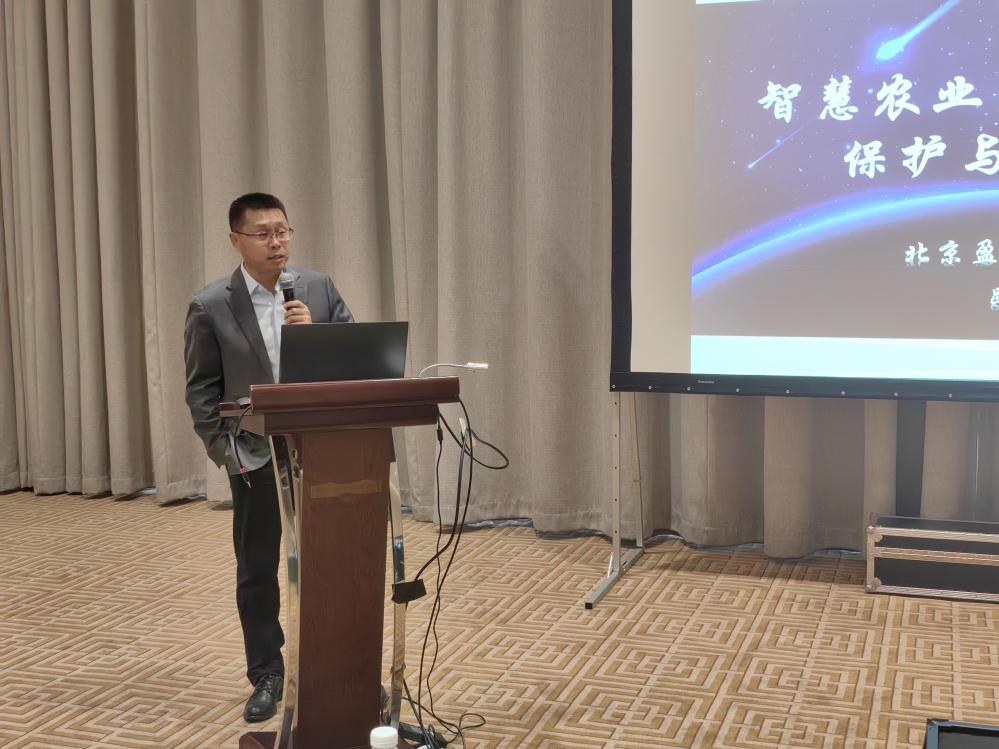 2024中国国际农业机械展览会暨中国农机创新发展与品牌保护论坛成功举办(图6) 2024中国国际农业机械展览会暨中国农机创新发展与品牌保护论坛成功举办(图6)