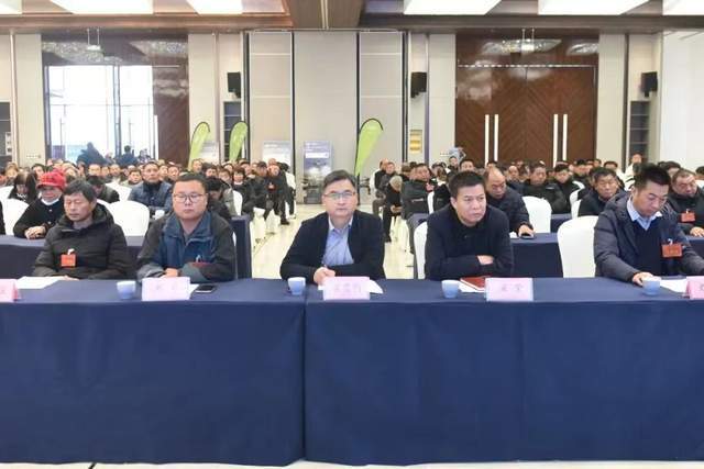 河南省正阳县绿色防控植保协会年度会召开(图2) 河南省正阳县绿色防控植保协会年度会召开(图2)
