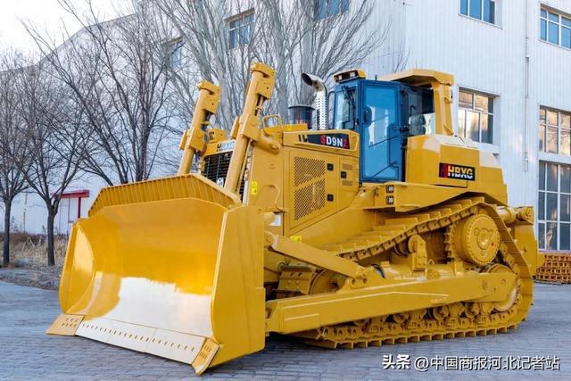 国内首发!河钢两款工程机械“重器”下线(图1) 国内首发!河钢两款工程机械“重器”下线(图1)