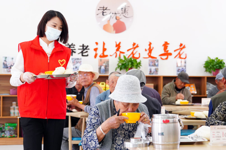既“放得活”又“管得住”——各地各部门深入践行“五个必须统筹”述评之一(图3) 既“放得活”又“管得住”——各地各部门深入践行“五个必须统筹”述评之一(图3)