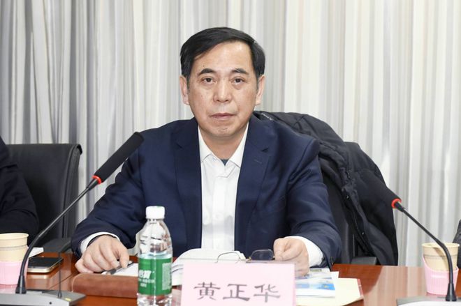 机床杂志社2024年编委会暨“先进制造技术——高端工业母机”论坛在济南召开(图3) 机床杂志社2024年编委会暨“先进制造技术——高端工业母机”论坛在济南召开(图3)