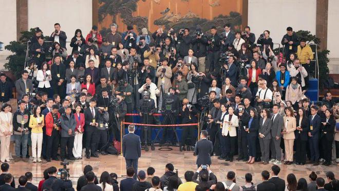 凝心聚力开新局——2025年全国两会巡礼(图9) 凝心聚力开新局——2025年全国两会巡礼(图9)