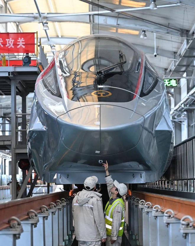 凝心聚力开新局——2025年全国两会巡礼(图10) 凝心聚力开新局——2025年全国两会巡礼(图10)