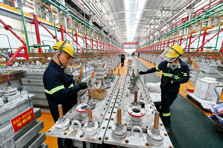 稳中有进!2024年中国制造“成绩单”新鲜出炉(图1) 稳中有进!2024年中国制造“成绩单”新鲜出炉(图1)