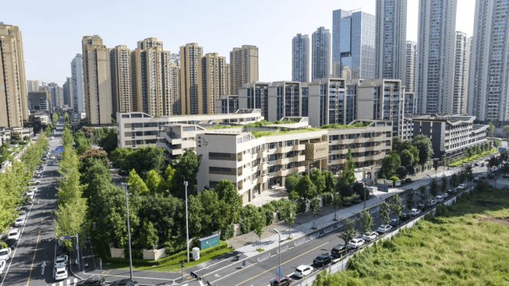 成都保利天府和颂售楼处2025首页网站成都保利天府和颂售楼处欢迎您春节不打烊24小时电话(图2) 成都保利天府和颂售楼处2025首页网站成都保利天府和颂售楼处欢迎您春节不打烊24小时电话(图2)